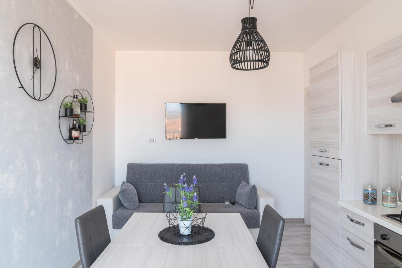 Almi - Guest Apartment 포르토 토레스 외부 사진